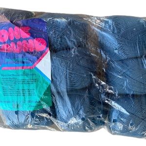 Vintage Unbranded Yarn Sealed New Blue One Pound Yarn 16 Oz Knit Crochet Fall